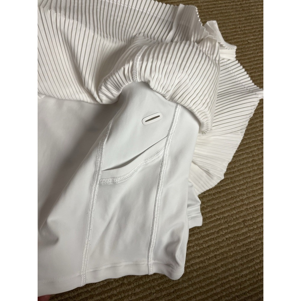 Lululemon Just Pleat It Tennis Skirt Skort White size 6 - Picture 7 of 10